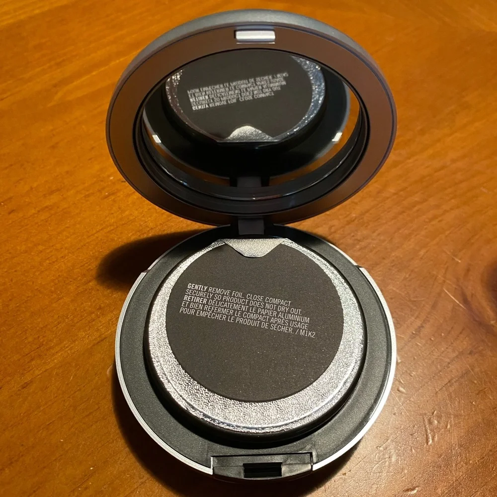 MAC Studio Fix Tech Cream to Powder Foundation
